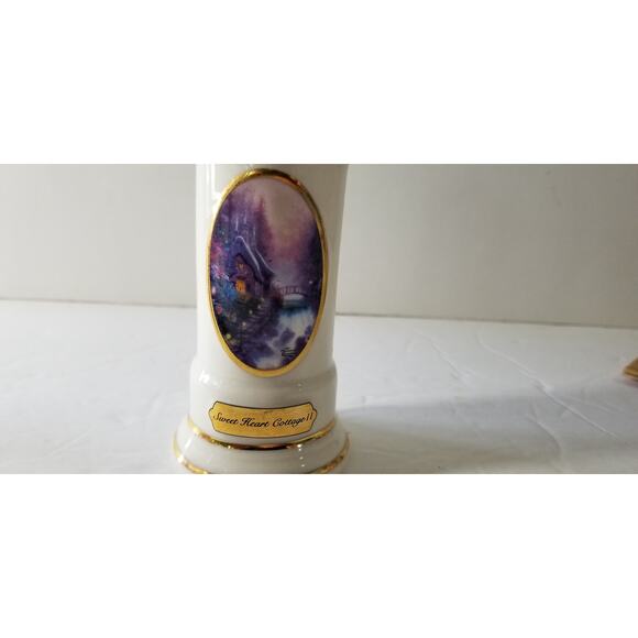 Avon salt or pepper shaker Thomas Kinkade (2.1224) - Picture 3 of 5